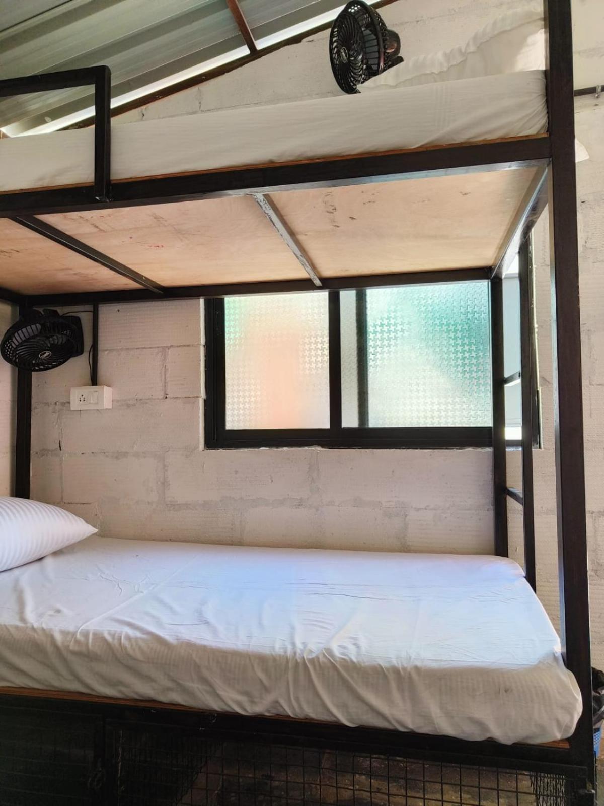 12 Monks - Beachside Hostel Arambol Exterior photo