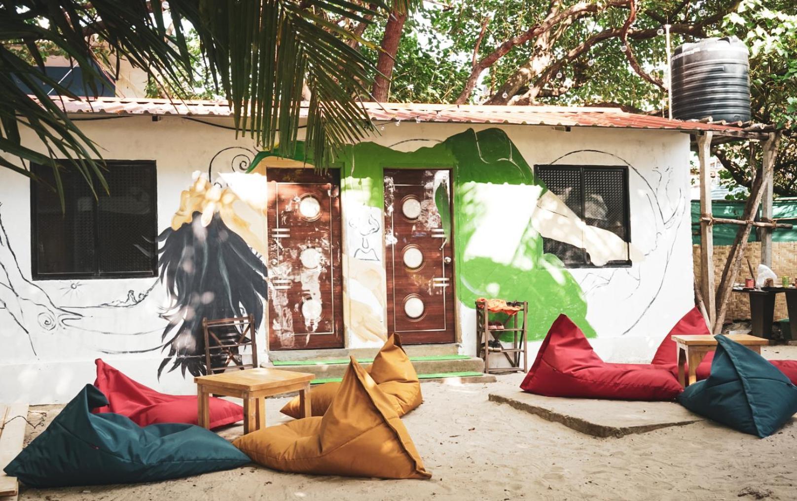 12 Monks - Beachside Hostel Arambol Exterior photo
